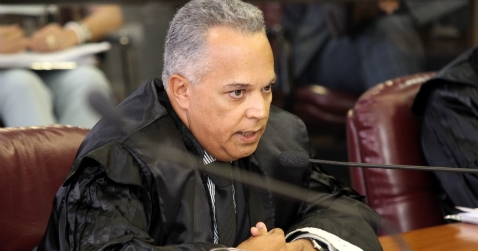 Recomendações do Conselheiro relator, Gilberto Diniz (foto) foram aprovadas pelo Pleno 
